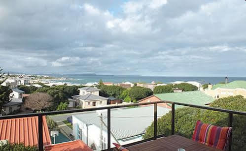 White Shark 4* Gansbaai